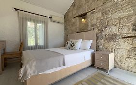 Aliko Hotel